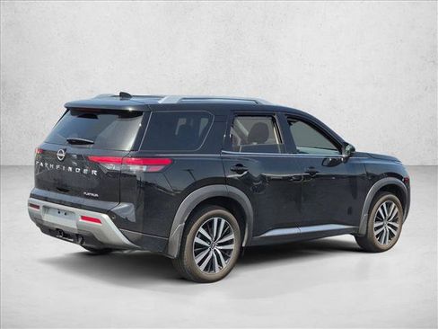 Used 2024 Nissan Pathfinder Platinum w/ Cargo Package FWD image 5