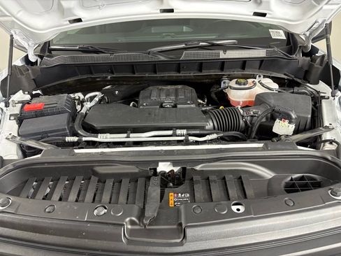 Used 2025 Chevrolet Silverado 1500 W/T w/ WT Value Package image 34