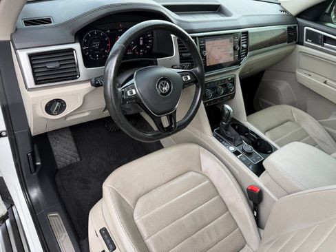 Used 2018 Volkswagen Atlas SEL Premium AWD/4WD image 12