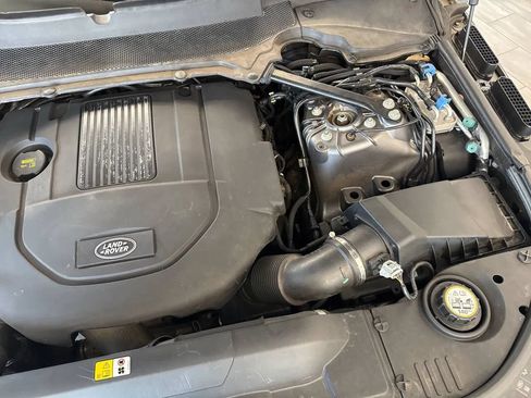 Used 2017 Land Rover Range Rover Sport HSE AWD/4WD image 43