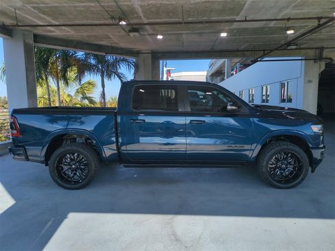 Used 2022 RAM 1500 Limited w/ Night Edition image 4