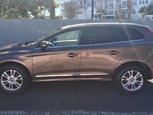 Used 2015 Volvo XC60 T5 Premier FWD image 4