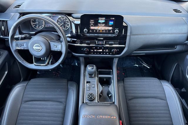 Used 2024 Nissan Pathfinder Rock Creek AWD/4WD image 15