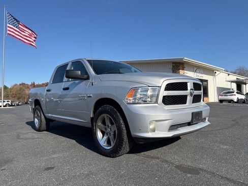Used 2017 RAM 1500 Express w/ Express Value Package image 2