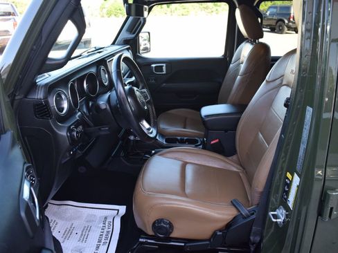 Used 2021 Jeep Wrangler Unlimited Sahara w/ Safety Group image 7