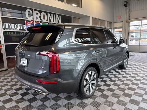 Used 2020 Kia Telluride S AWD/4WD image 6