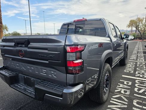 Used 2026 Nissan Frontier PRO-4X AWD/4WD image 5