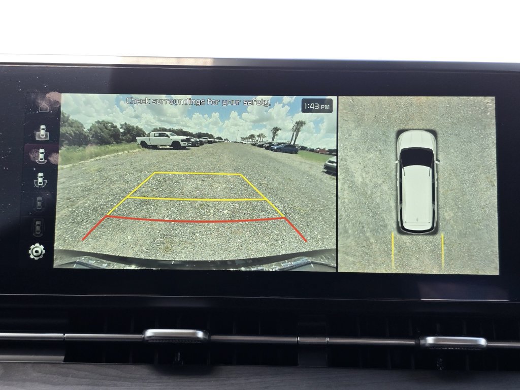 Certified 2024 Kia Carnival SX FWD image 27
