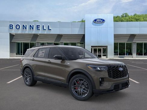 New 2026 Ford Explorer ST-Line w/ ST-Line Street Pack image 7