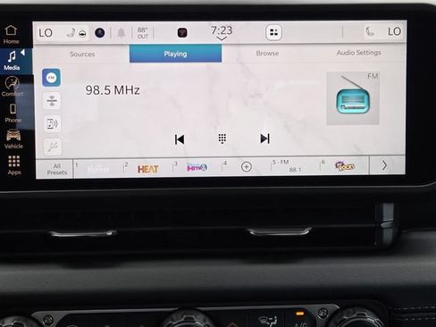 New 2026 Jeep Gladiator Sport AWD/4WD image 13
