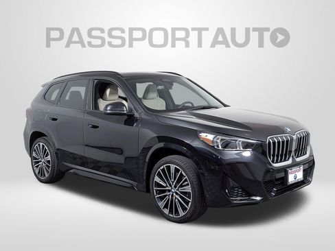Used 2025 BMW X1 xDrive28i w/ Technology Package AWD/4WD image 9