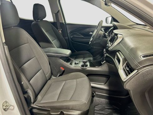 Used 2022 GMC Terrain SLE w/ Driver Convenience Package FWD image 25
