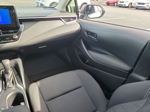 Used 2024 Toyota Corolla LE image 16
