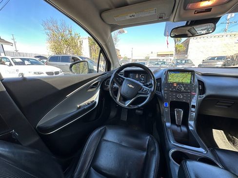 Used 2012 Chevrolet Volt Premium w/ Premium Trim Package image 15