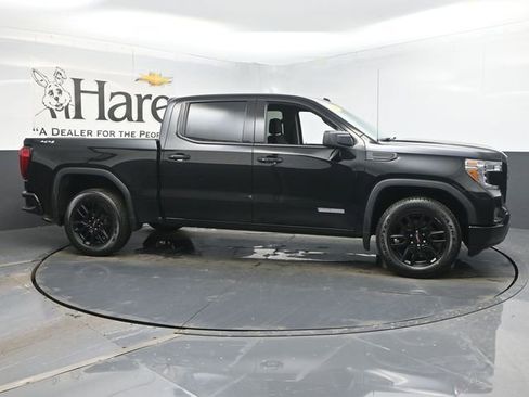 Used 2022 GMC Sierra 1500 Elevation image 1