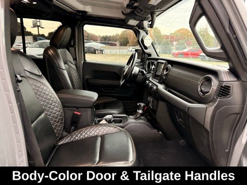 Used 2022 Jeep Gladiator Overland image 31