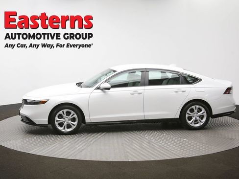 Used 2025 Honda Accord LX image 57