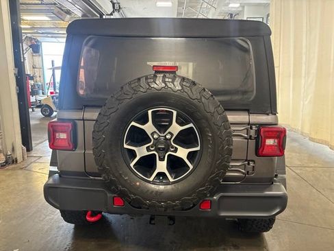 Used 2019 Jeep Wrangler Unlimited Rubicon w/ LED Lighting Group AWD/4WD image 5