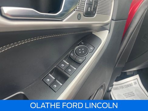 Certified 2021 Ford Explorer Limited w/ Equipment Group 301A image 22