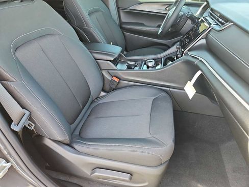 New 2026 Jeep Grand Cherokee Laredo X image 22