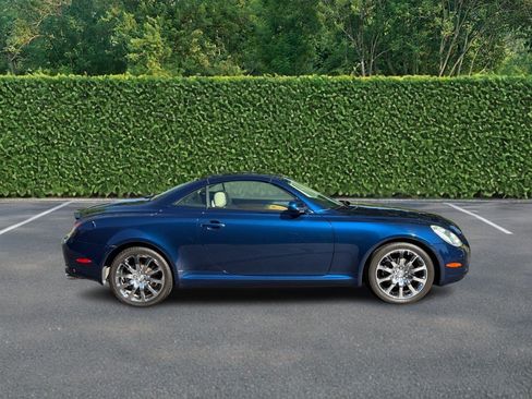 Used 2002 Lexus SC 430 Convertible RWD image 2