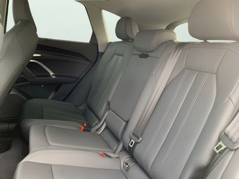 Certified 2025 Audi Q5 Premium Plus AWD/4WD image 42