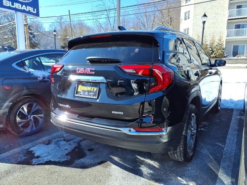 Used 2021 GMC Terrain SLT image 6