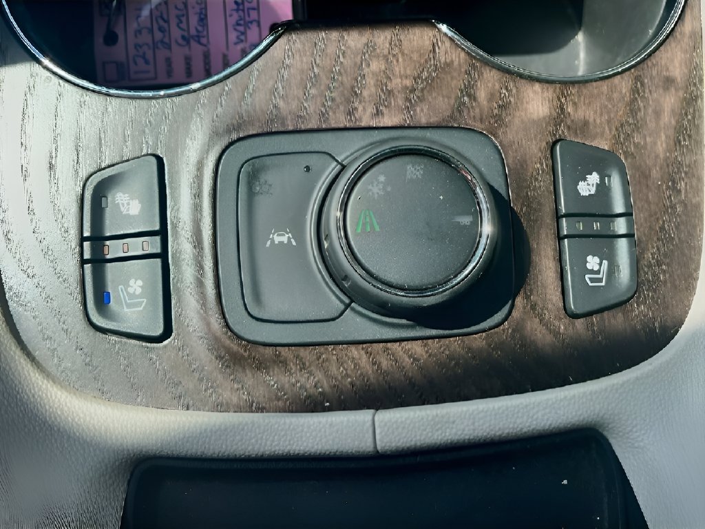 Used 2023 GMC Acadia Denali w/ Trailering Package FWD image 21