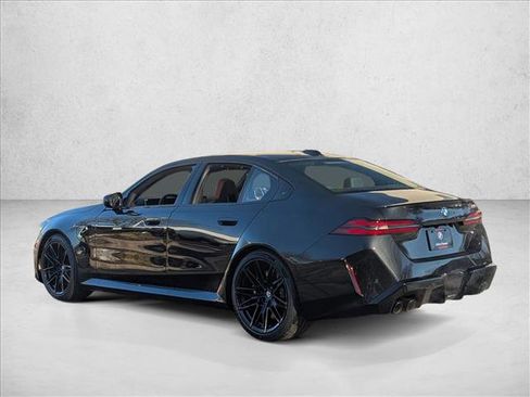 New 2026 BMW M5 image 9