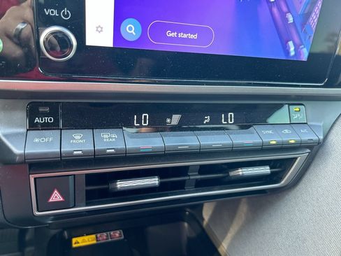 Certified 2025 Toyota Camry LE FWD image 18