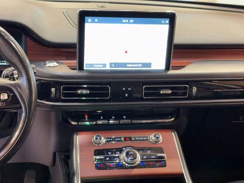 Used 2023 Lincoln Aviator Reserve image 19