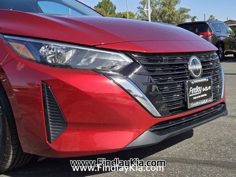 Used 2024 Nissan Sentra SV FWD image 2