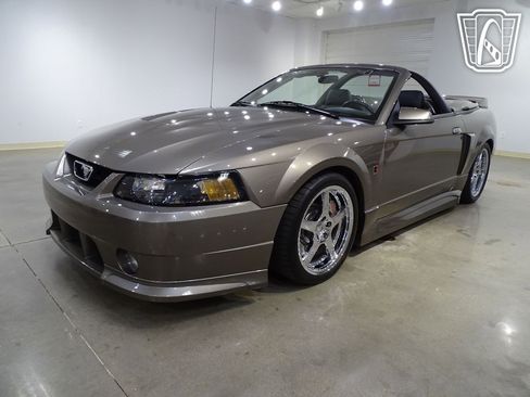 Used 2002 Ford Mustang GT image 4