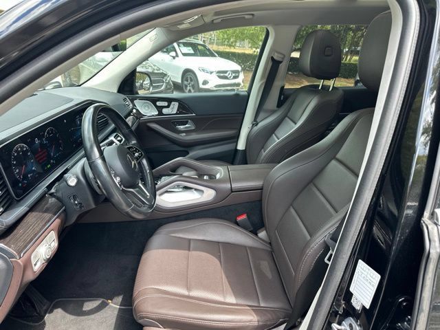 Used 2023 Mercedes-Benz GLS 450 4MATIC image 13
