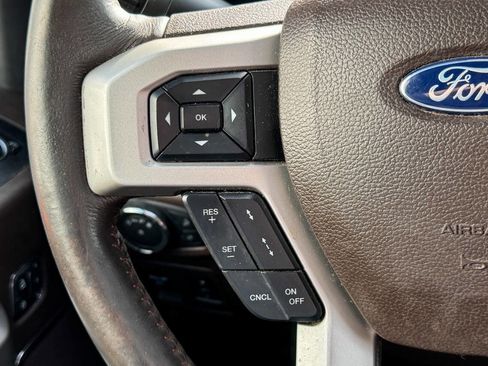 Used 2020 Ford F150 King Ranch w/ Equipment Group 601A Luxury AWD/4WD image 31