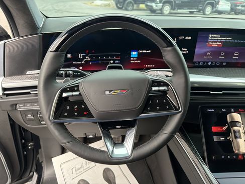 Used 2026 Cadillac Escalade V image 18