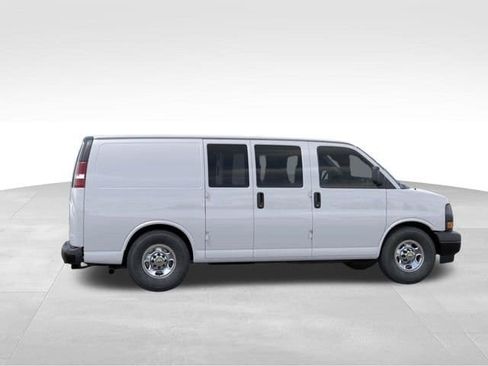 New 2026 Chevrolet Express 2500 w/ Driver Convenience Package RWD image 5