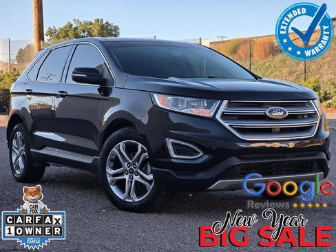 Used 2018 Ford Edge Titanium image 1