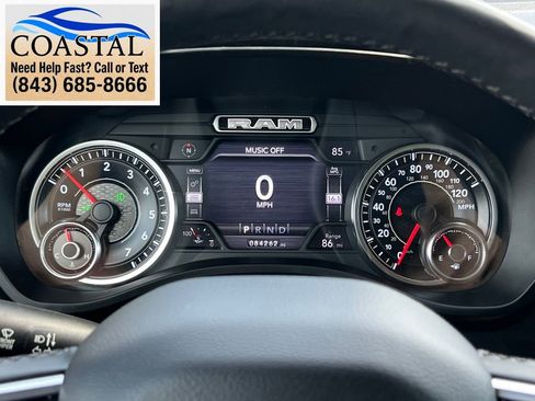 Used 2019 RAM 1500 Laramie AWD/4WD image 36