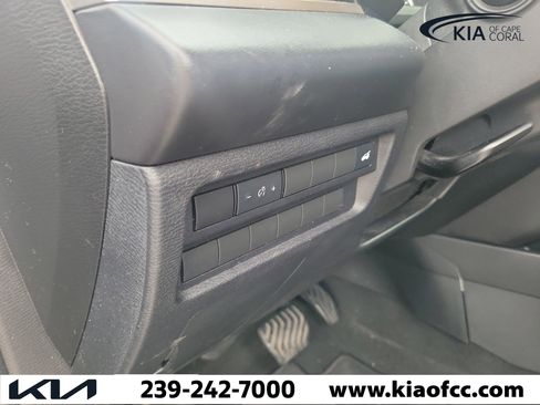 Used 2022 Mitsubishi Outlander SE FWD image 27
