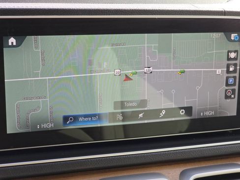 Used 2022 Mercedes-Benz GLS 450 4MATIC image 12