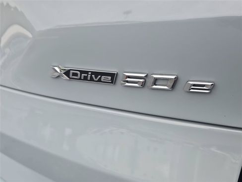 Used 2024 BMW X5 xDrive50e w/ Executive Package AWD/4WD image 5