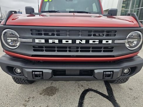 Used 2024 Ford Bronco Black Diamond image 32