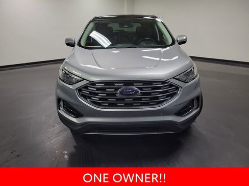 Used 2023 Ford Edge Titanium AWD/4WD image 3