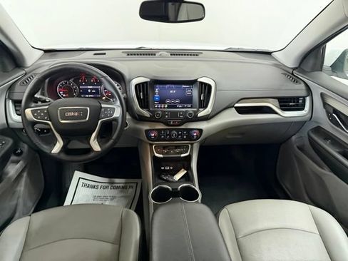 Used 2023 GMC Terrain SLT AWD/4WD image 32