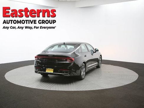 Used 2024 Nissan Sentra SV image 39