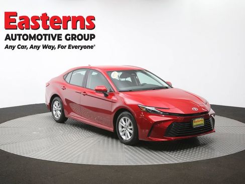 Used 2025 Toyota Camry SE FWD image 47