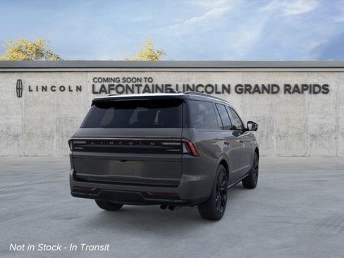 New 2026 Lincoln Navigator Black Label AWD/4WD image 8