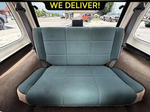 Used 2000 Jeep Wrangler Sahara AWD/4WD image 14