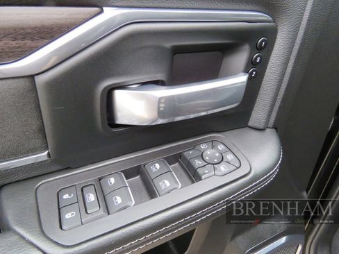 Used 2025 RAM 2500 Laramie w/ Night Edition image 13